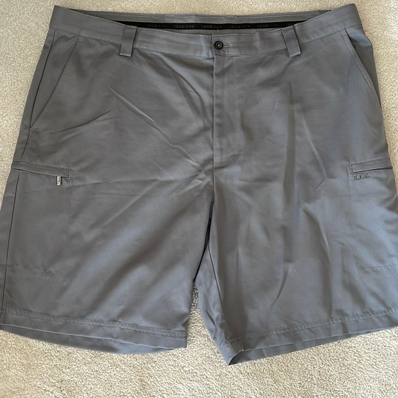 Men’s Izod golf shorts. New condition. - Picture 1 of 6